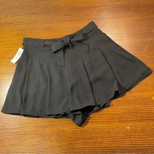 NWT | Aritzia | Sunday Best Westley Shorts